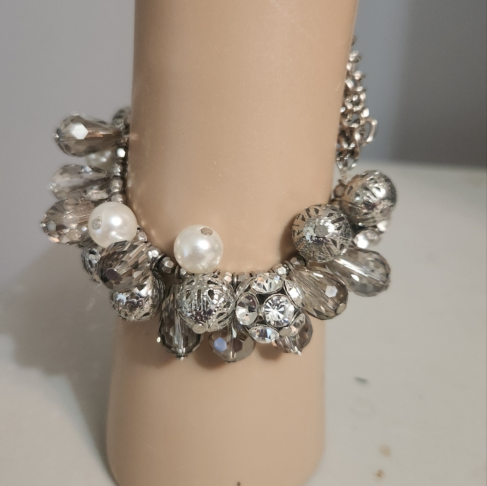 Vintage-Inspired Silver and White Pearl Cluster Bracelet